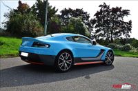 Aston-Martin_V8-Vantage_race